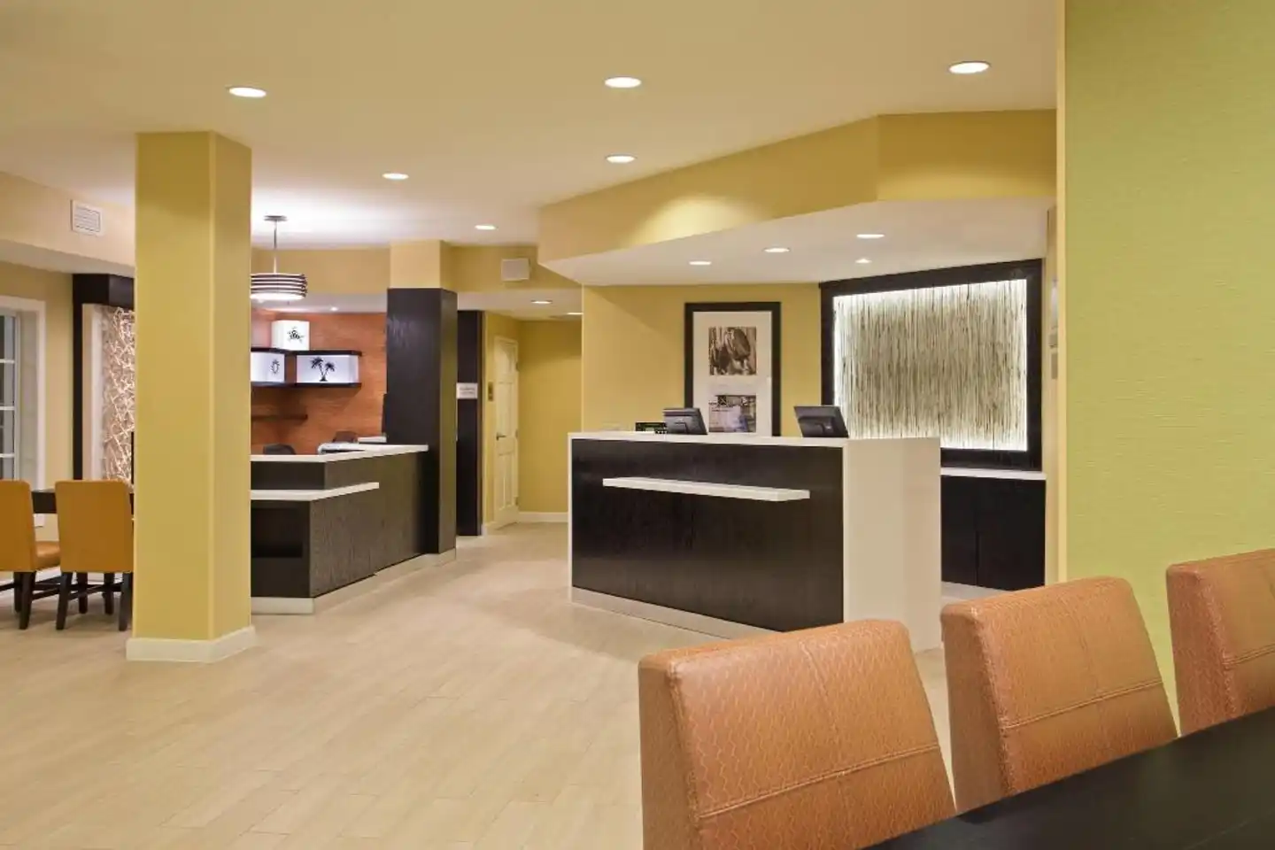 Fairfield Inn & Suites by Marriott Key West Lobby