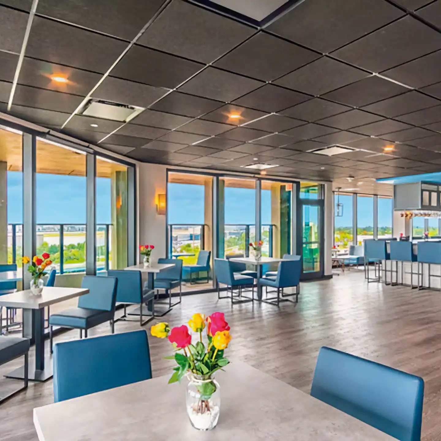 Holiday Inn Miami International Airport Lobby