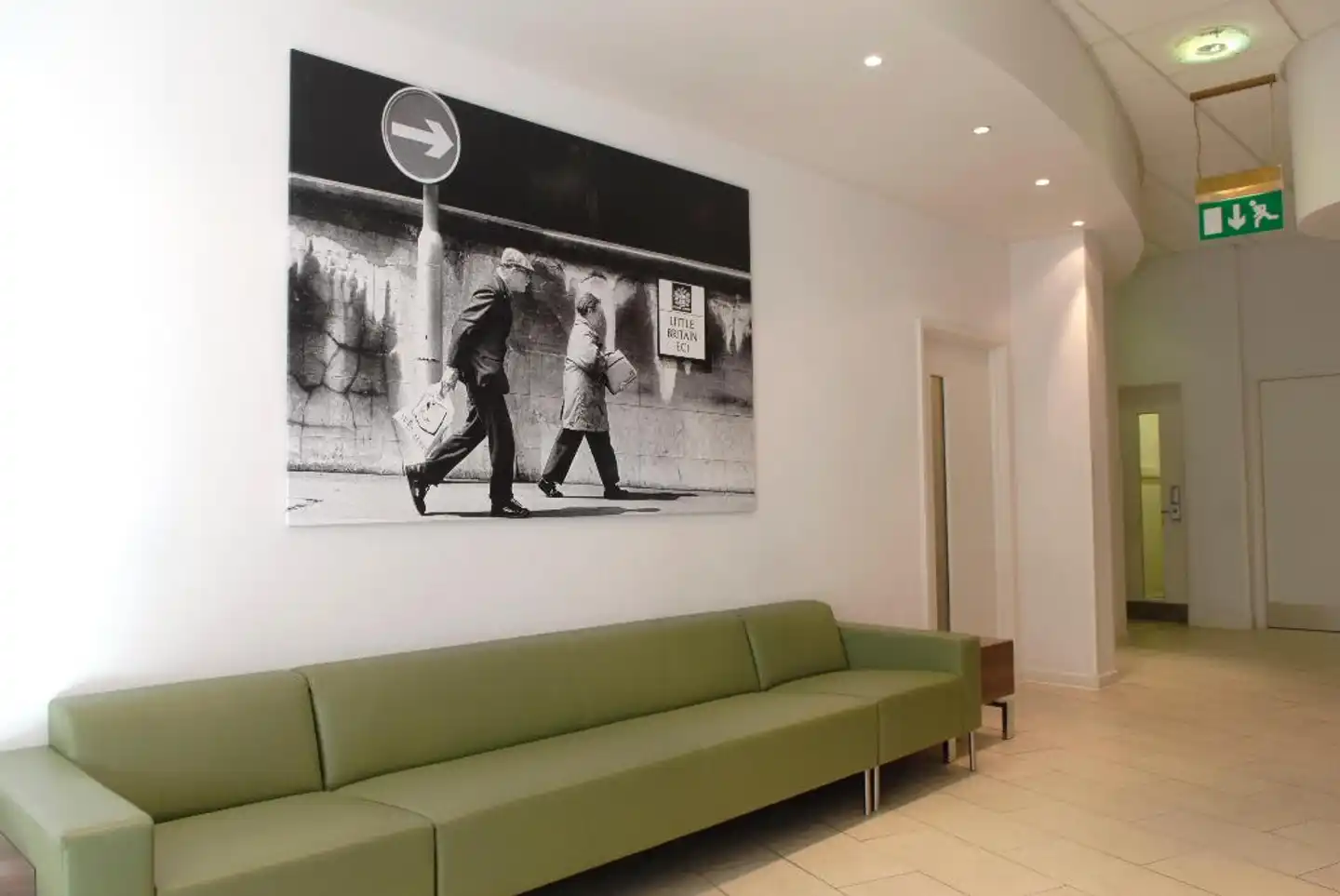 Holiday Inn Express London - City Lobby