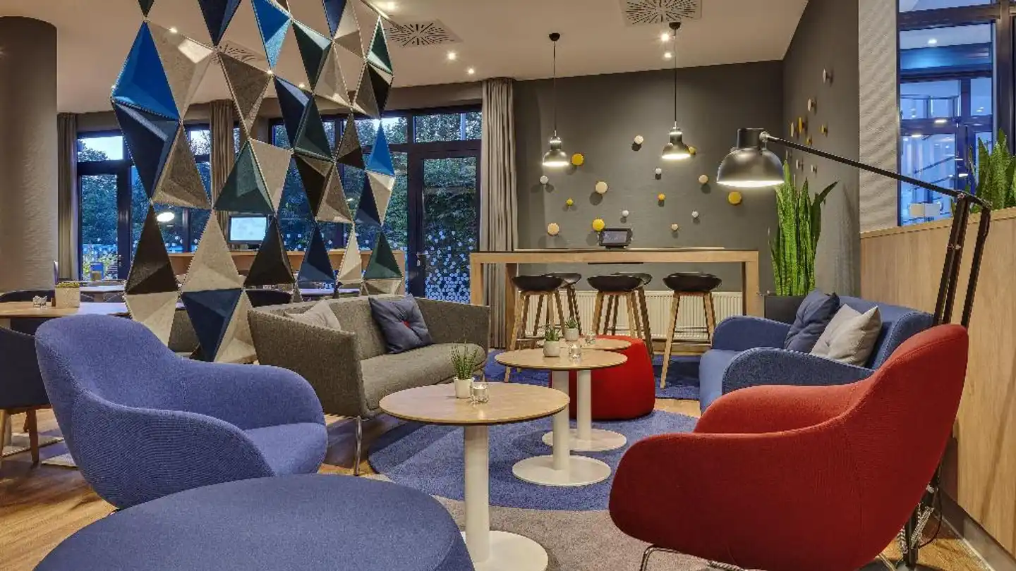 Holiday Inn Express Dortmund Bar