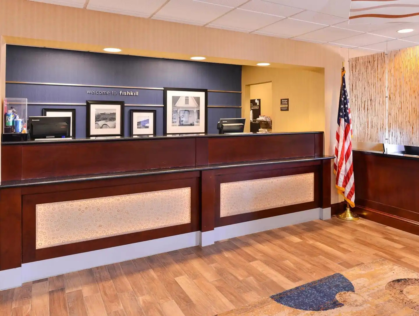 Hampton Inn Fishkill Lobby