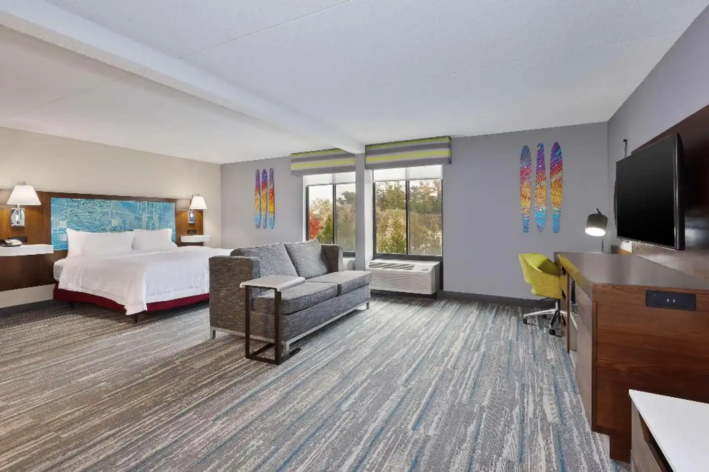Hampton Inn Traverse City Lobby