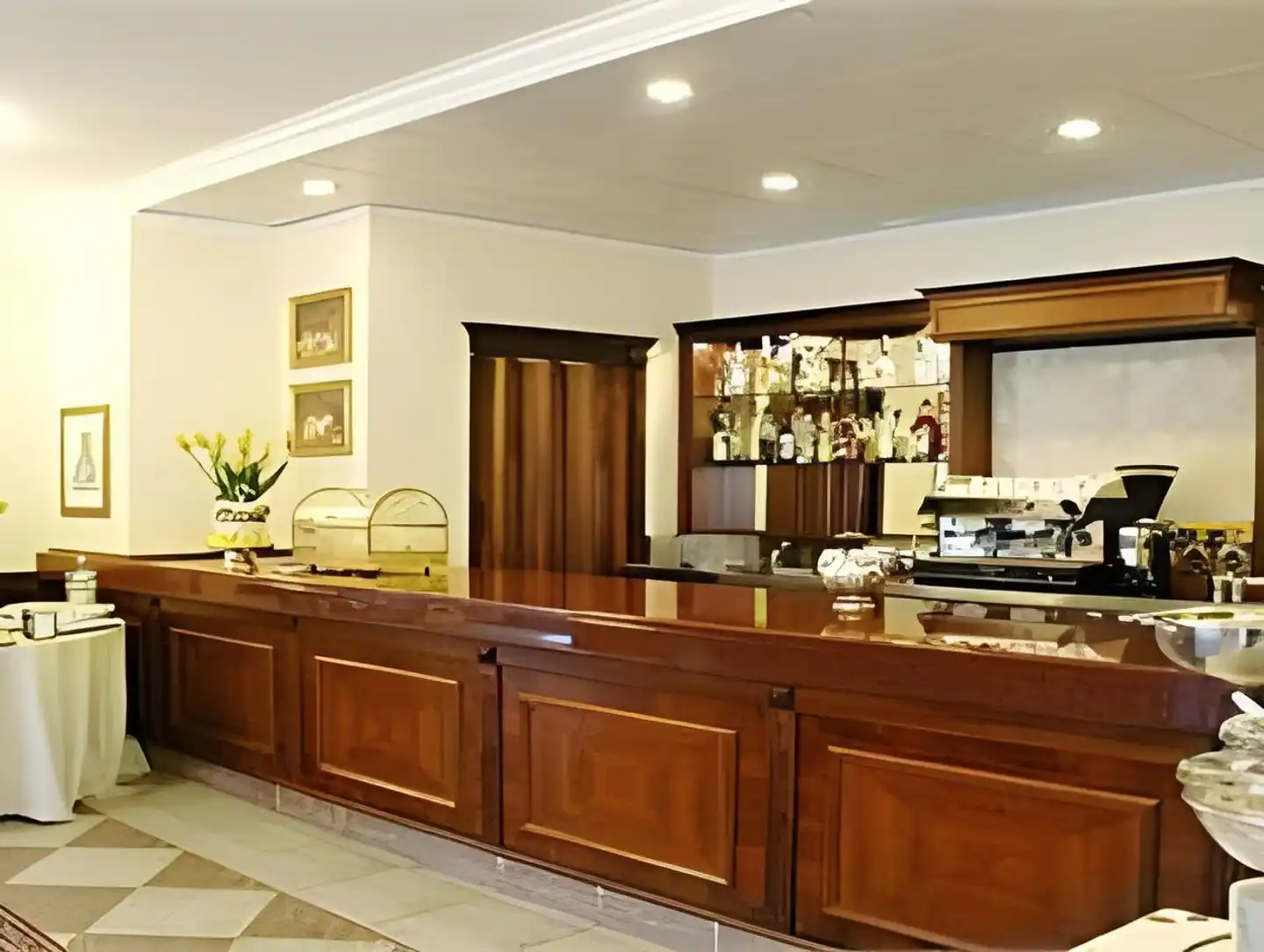 Marini Park Hotel Lobby