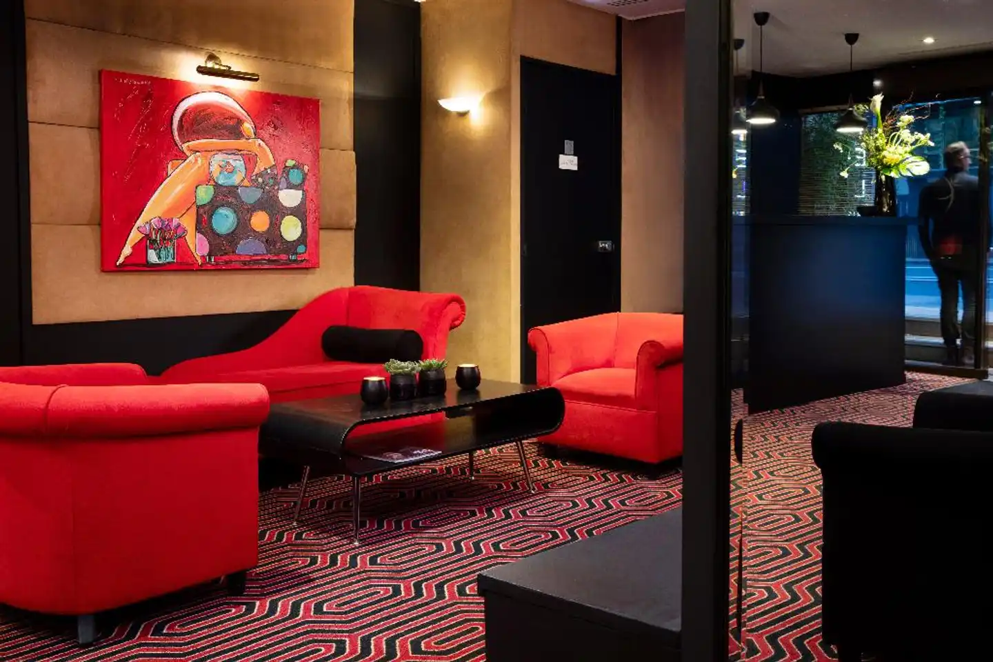 Paris Bastille Lobby