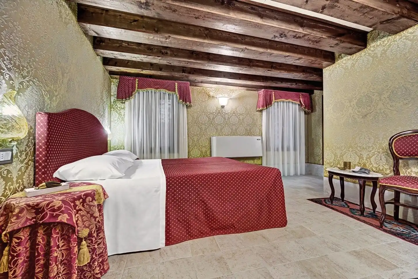 Hotel Pausania Wohnbeispiel