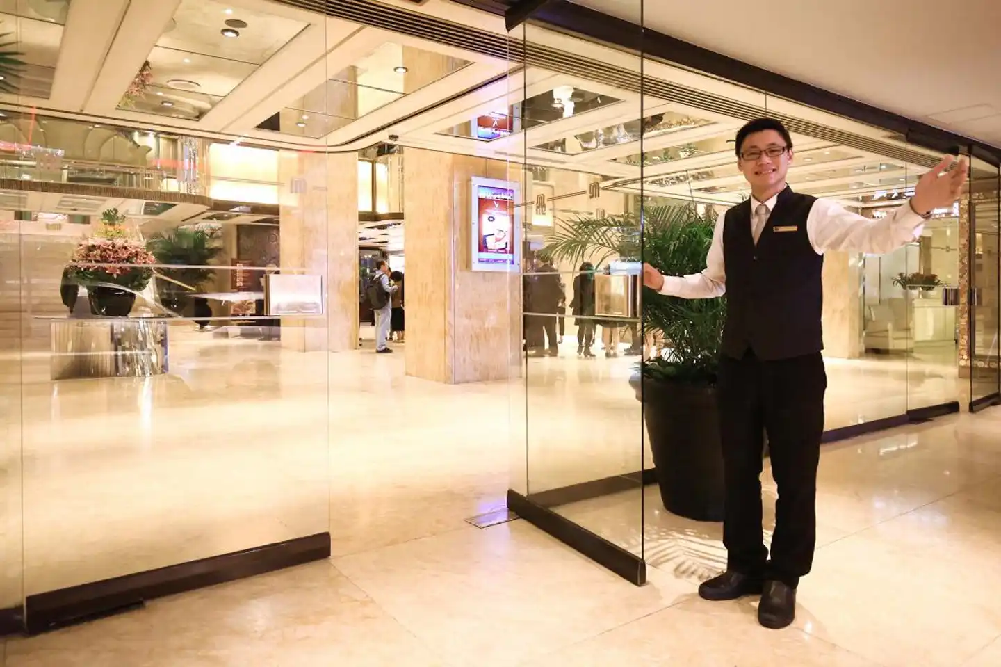 Regal Kowloon Hotel Lobby
