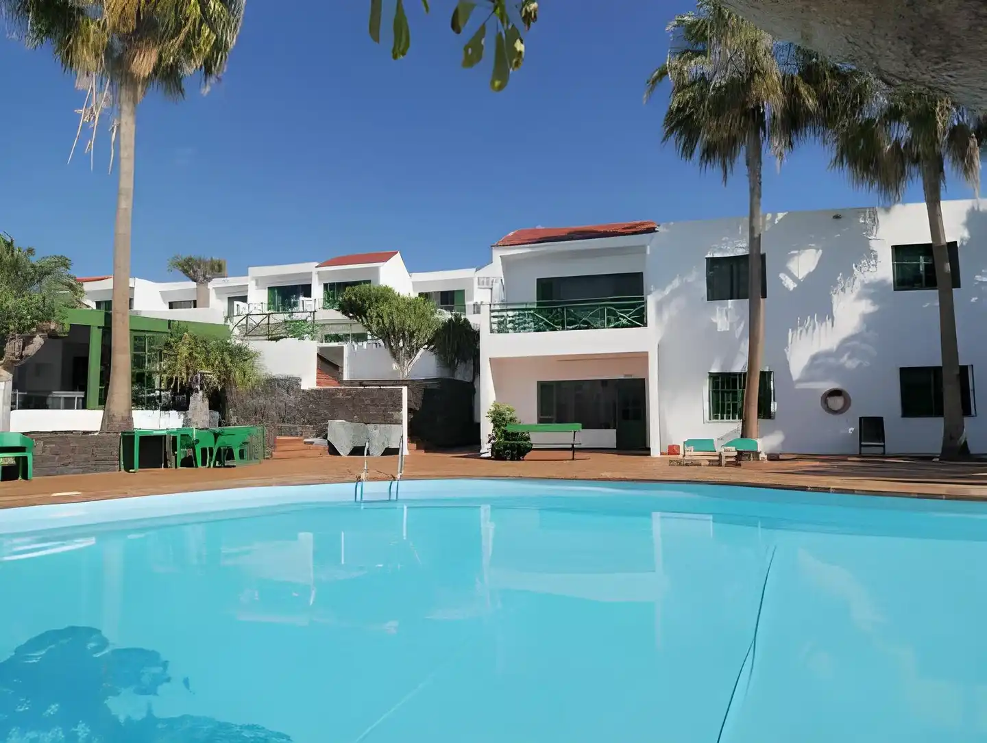 Rocas Blancas Apartments Pool