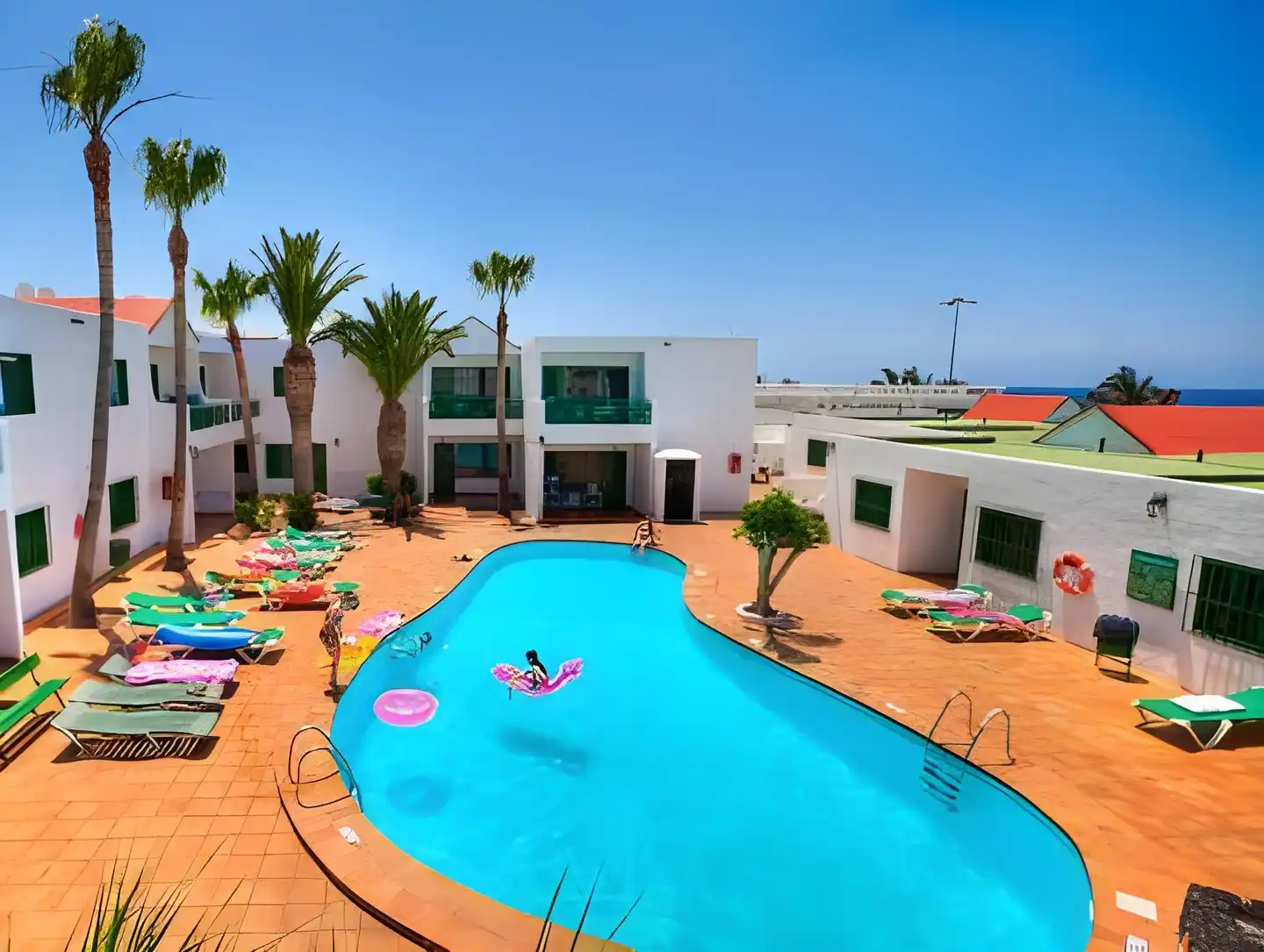 Rocas Blancas Apartments Pool