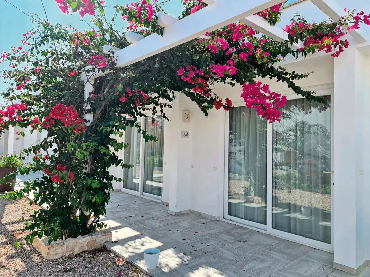 Poseidone Beach Resort Aussenansicht