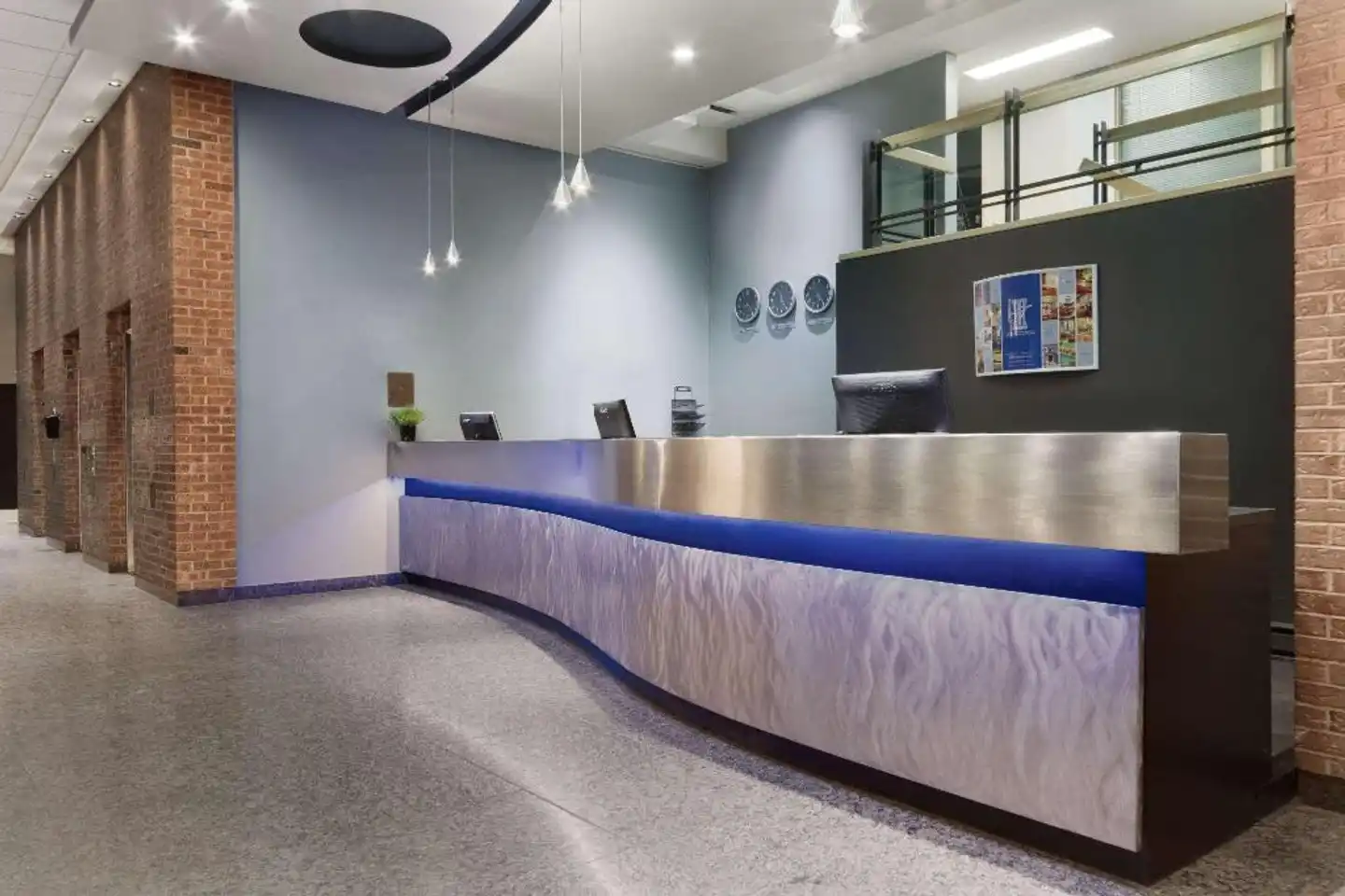 Travelodge Hotel by Wyndham Montreal Centre Lobby