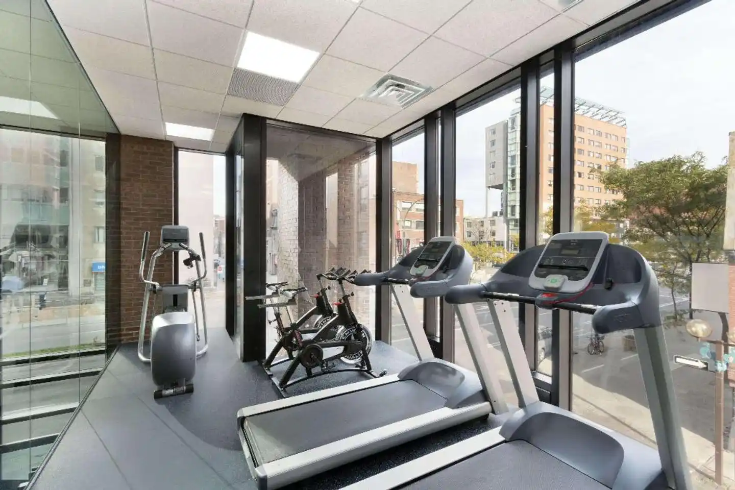 Travelodge Hotel by Wyndham Montreal Centre Sport und Entertainment
