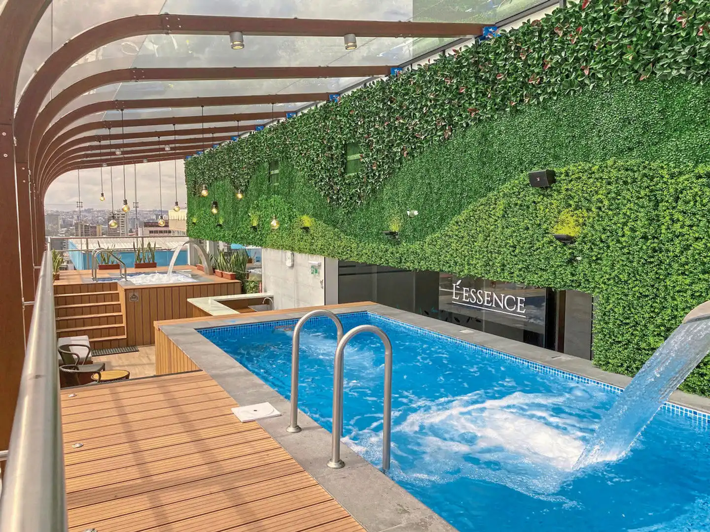 Mercure Alameda Quito Pool