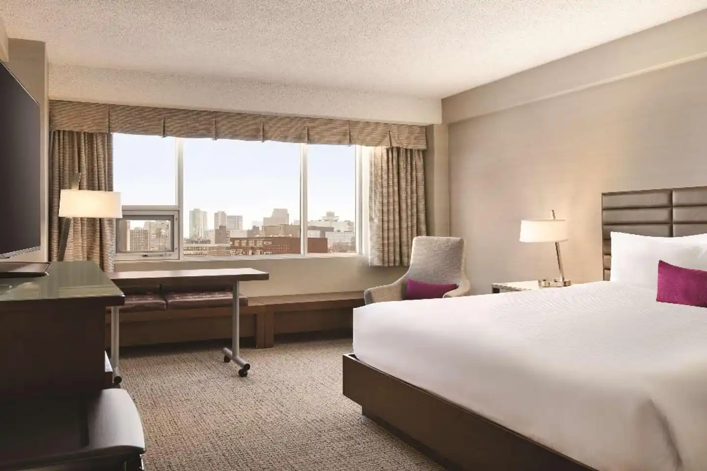 Coast Edmonton Plaza Hotel Wohnbeispiel