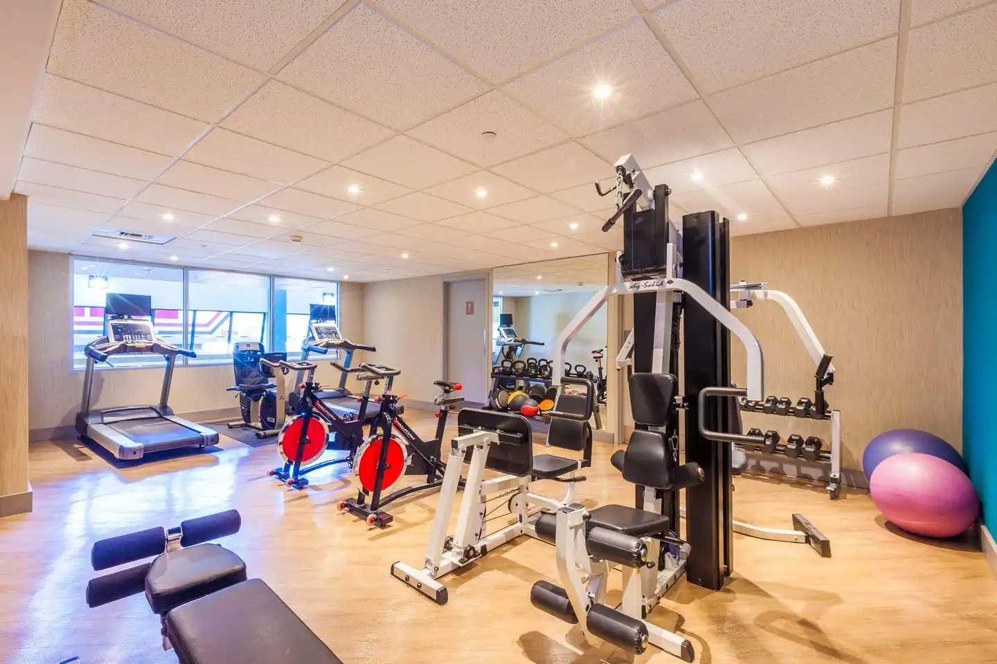 Holiday Inn Express & Suites Saint John Harbour Side Sport und Entertainment