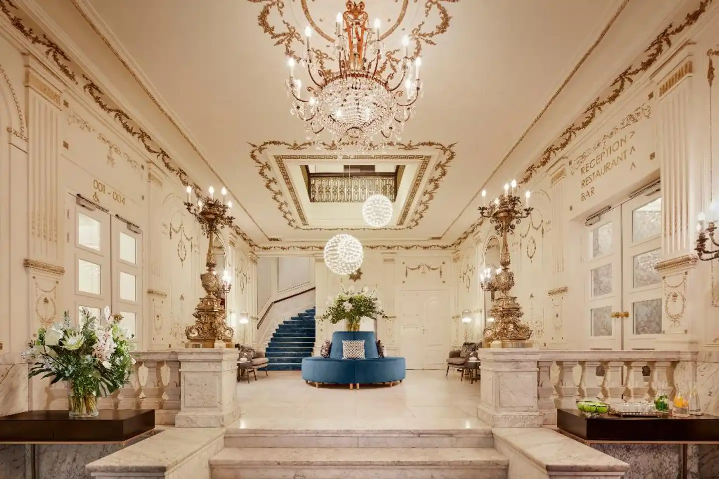 Tivoli Doelen Amsterdam Lobby