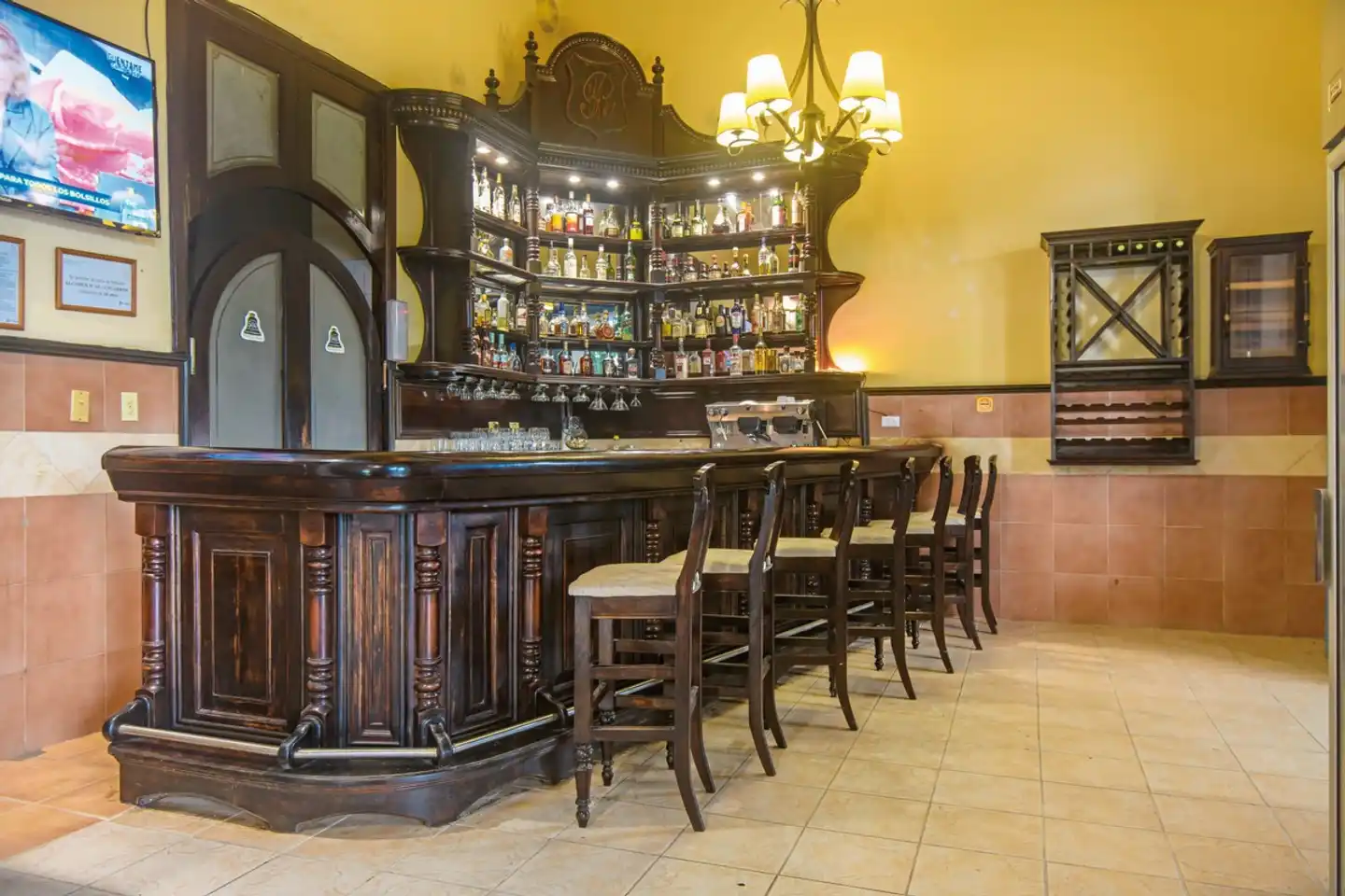 Hotel E Rijo Bar