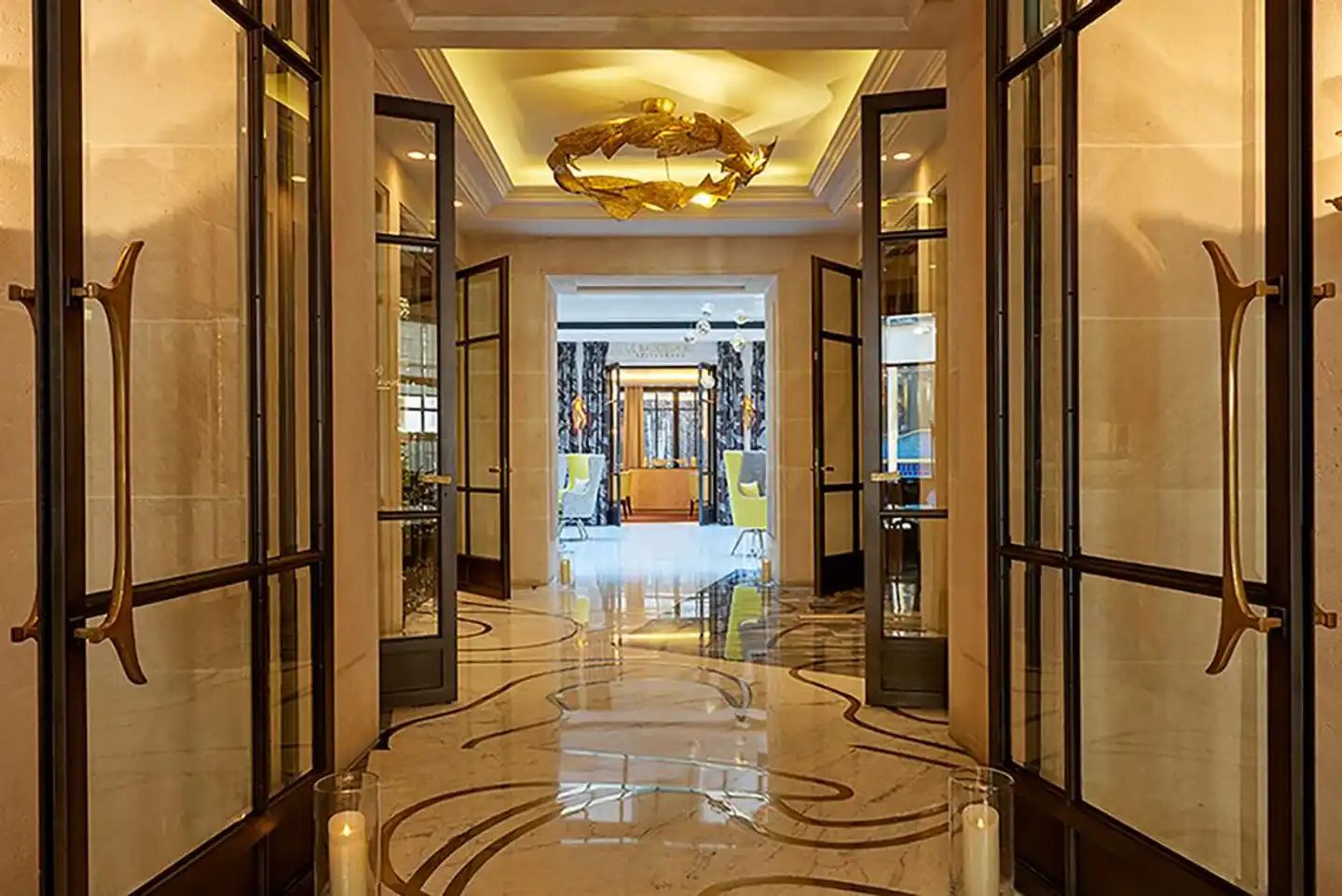 Le Burgundy Paris Lobby