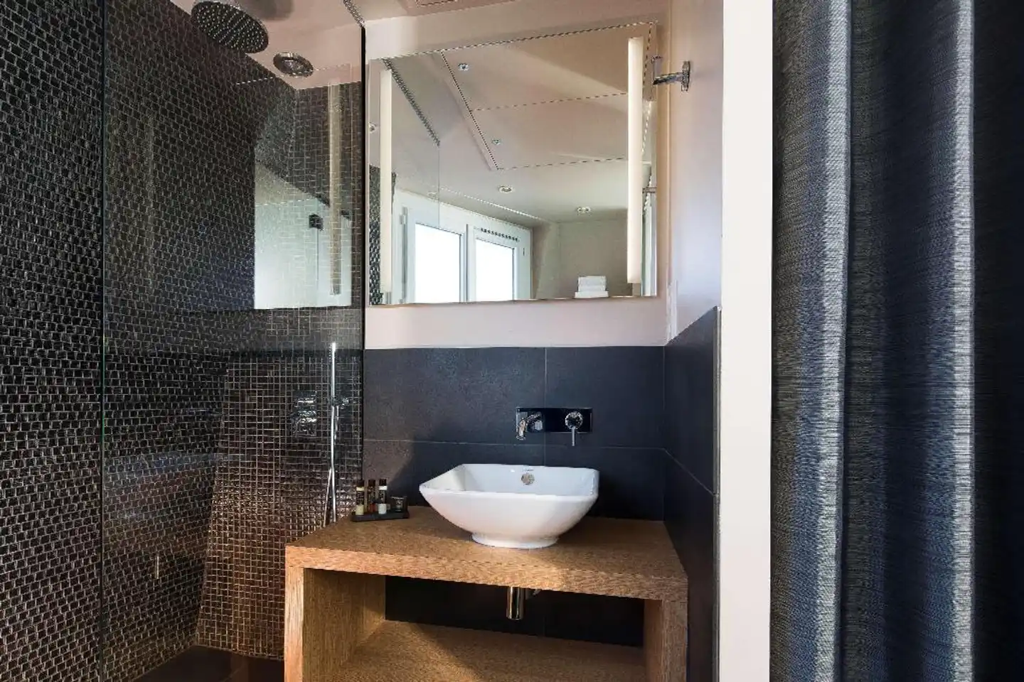 Best Western Quartier Latin Pantheon Badezimmer