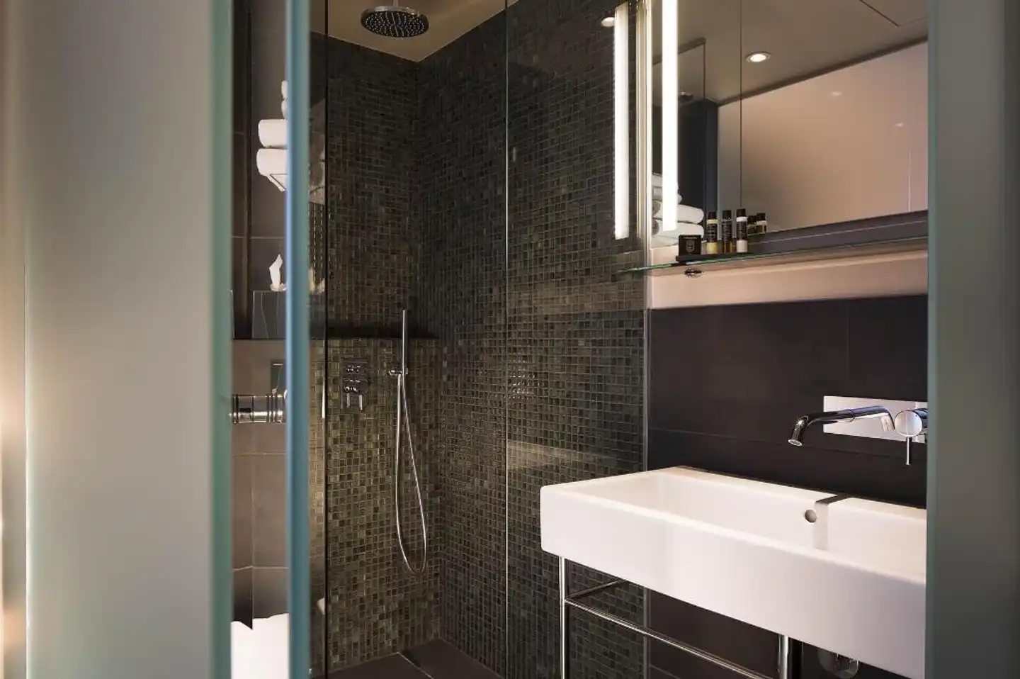 Best Western Quartier Latin Pantheon Badezimmer