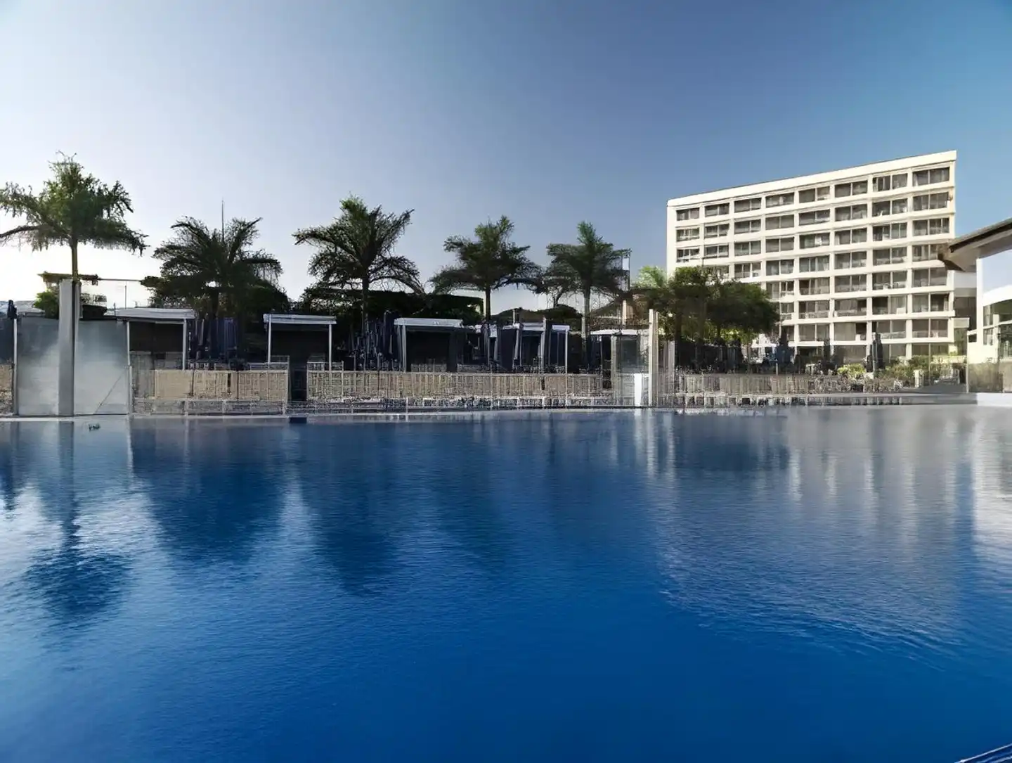 Marina Suites Gran Canaria Pool