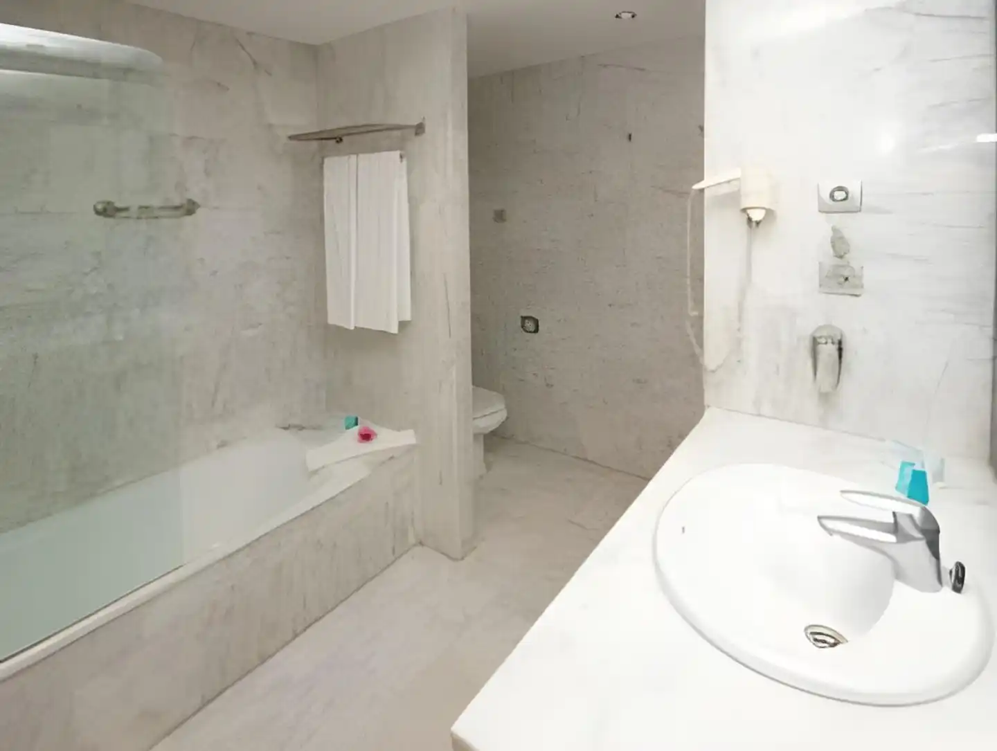 Marina Suites Gran Canaria Badezimmer