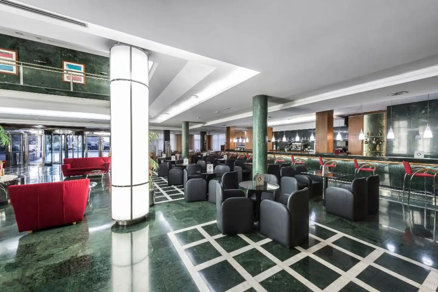 Elba Vecindario Aeropuerto Business & Convention Hotel Lobby