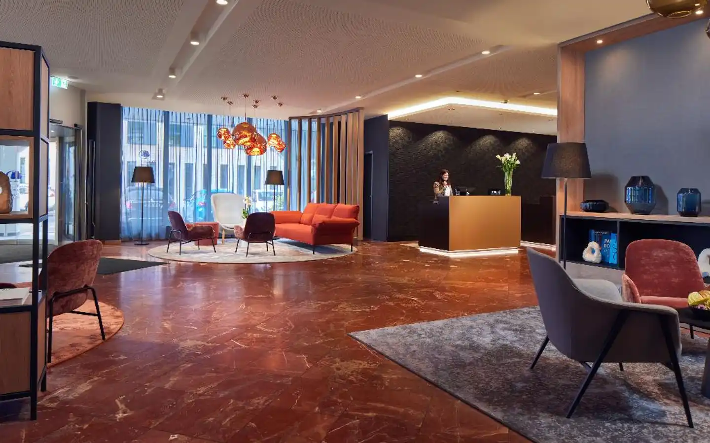 DoubleTree by Hilton Hannover Schweizerhof Lobby