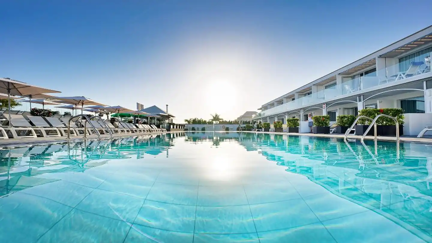 Ura Hotels - Aparthotel Lara Pool