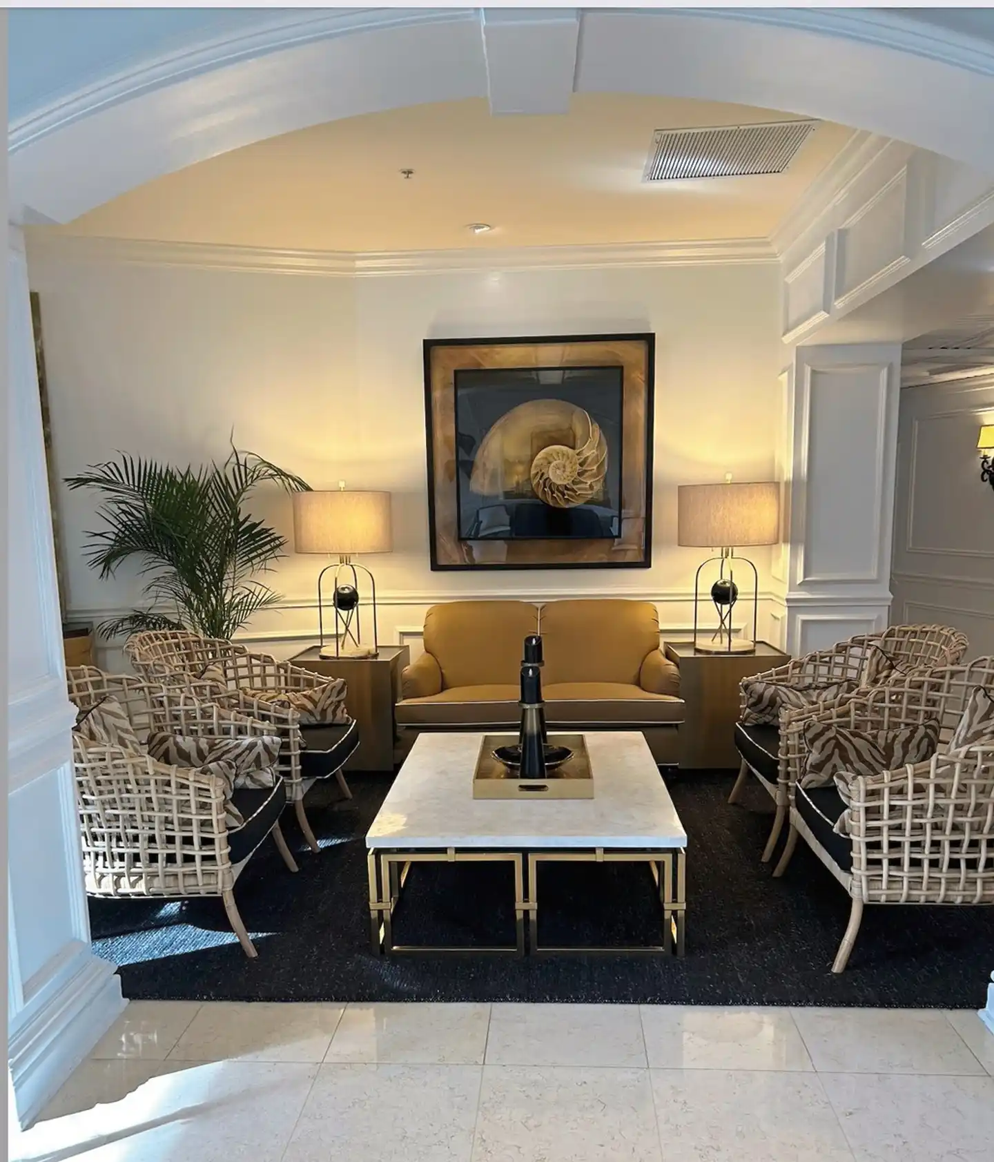 Inn at Pelican Bay Lobby