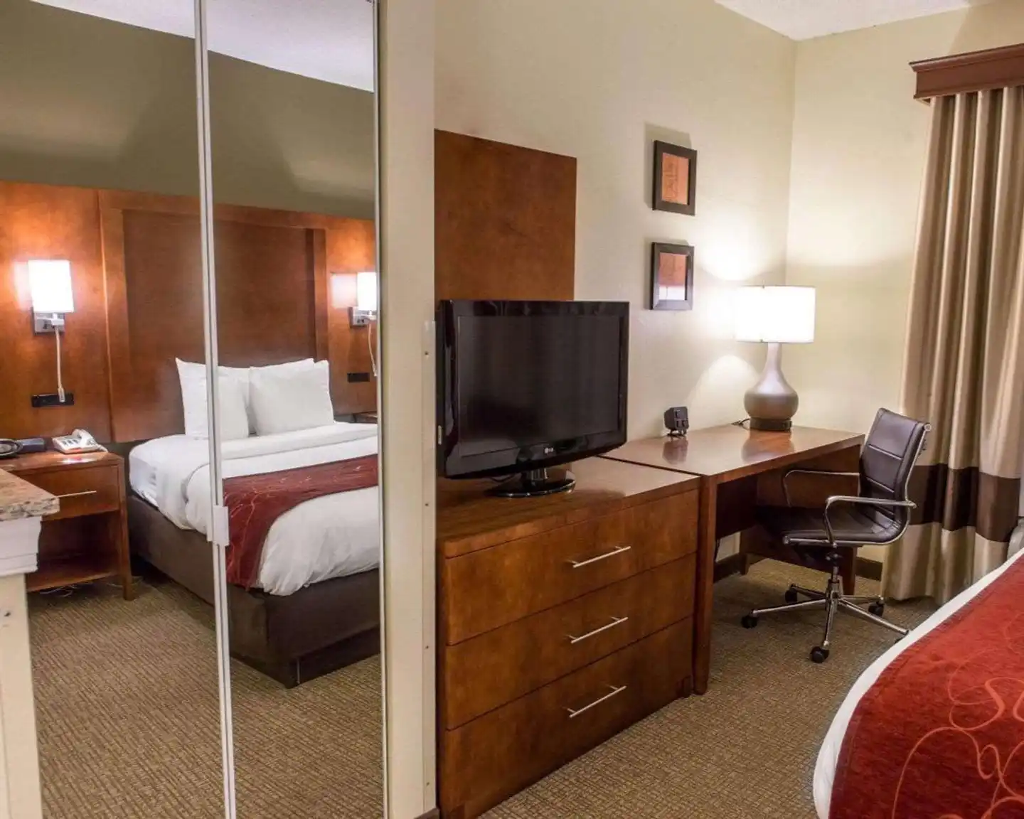 Comfort Suites Newark Wohnbeispiel