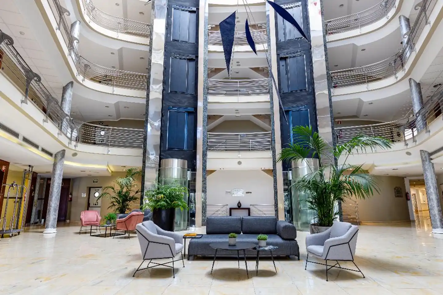 Daniya Denia Spa & Business Lobby