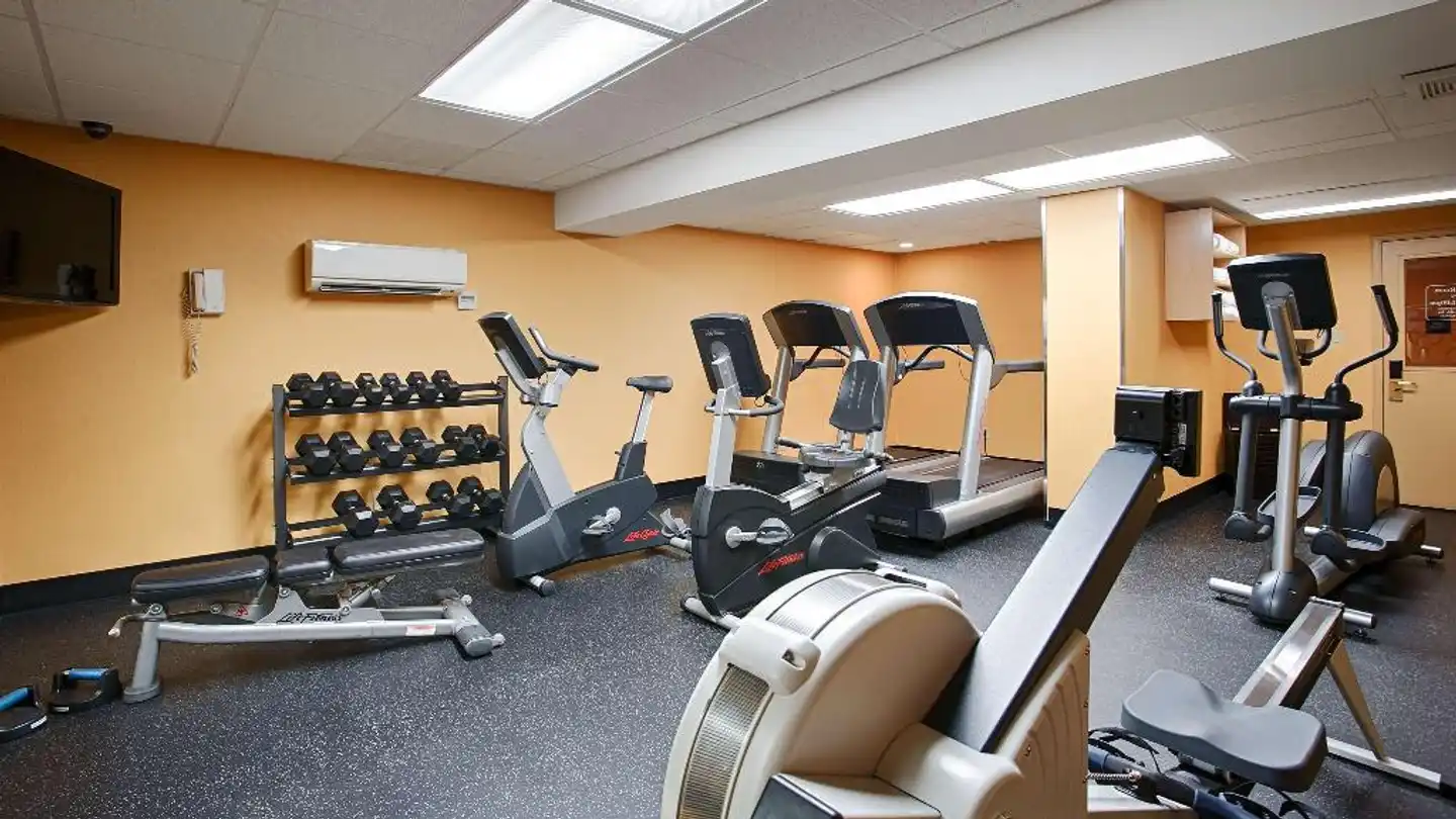 Best Western Plus Suites Downtown Calgary Sport und Entertainment