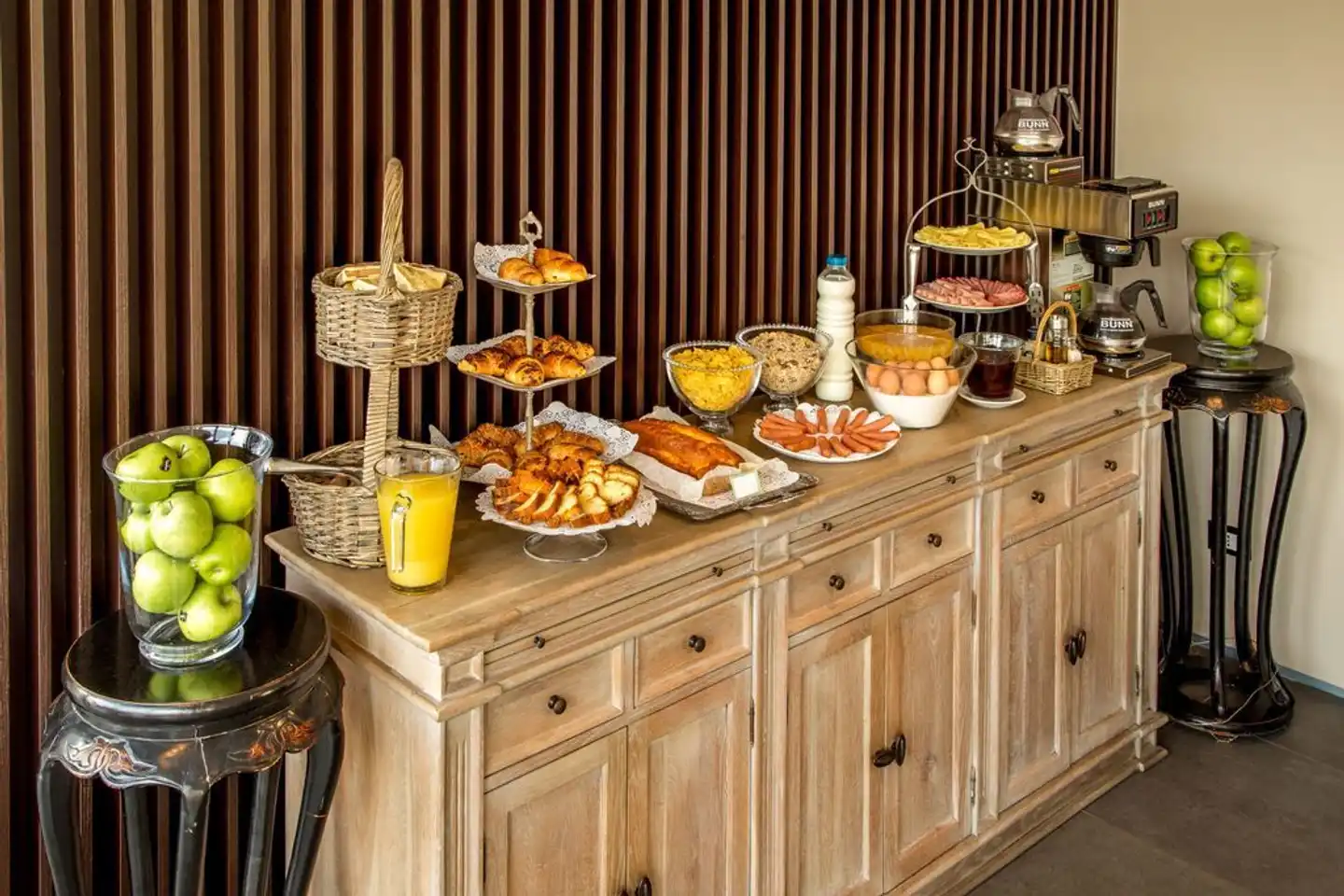 The B Place Restaurant
