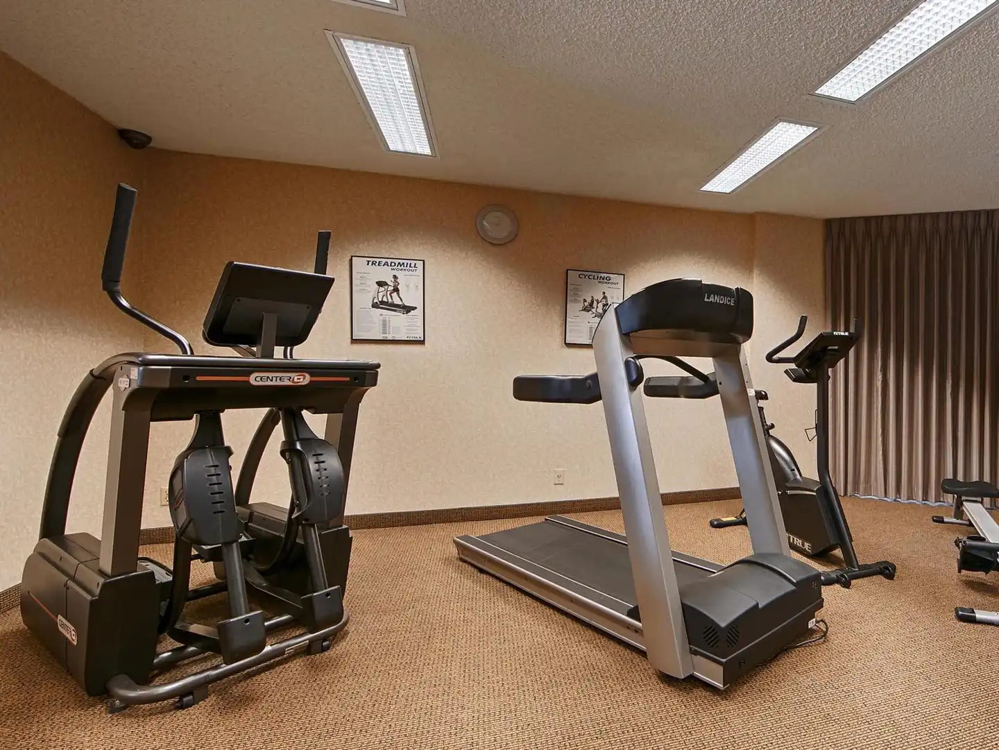 Best Western Plus Rivershore Hotel Sport und Entertainment