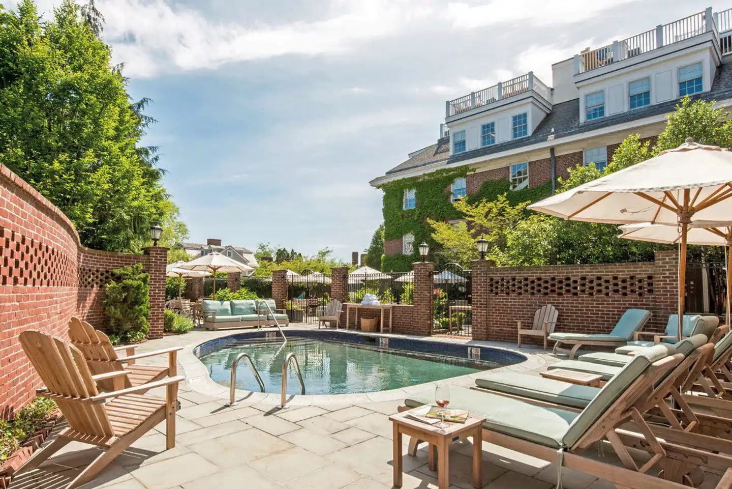 The Vanderbilt, Auberge Resorts Collection Pool