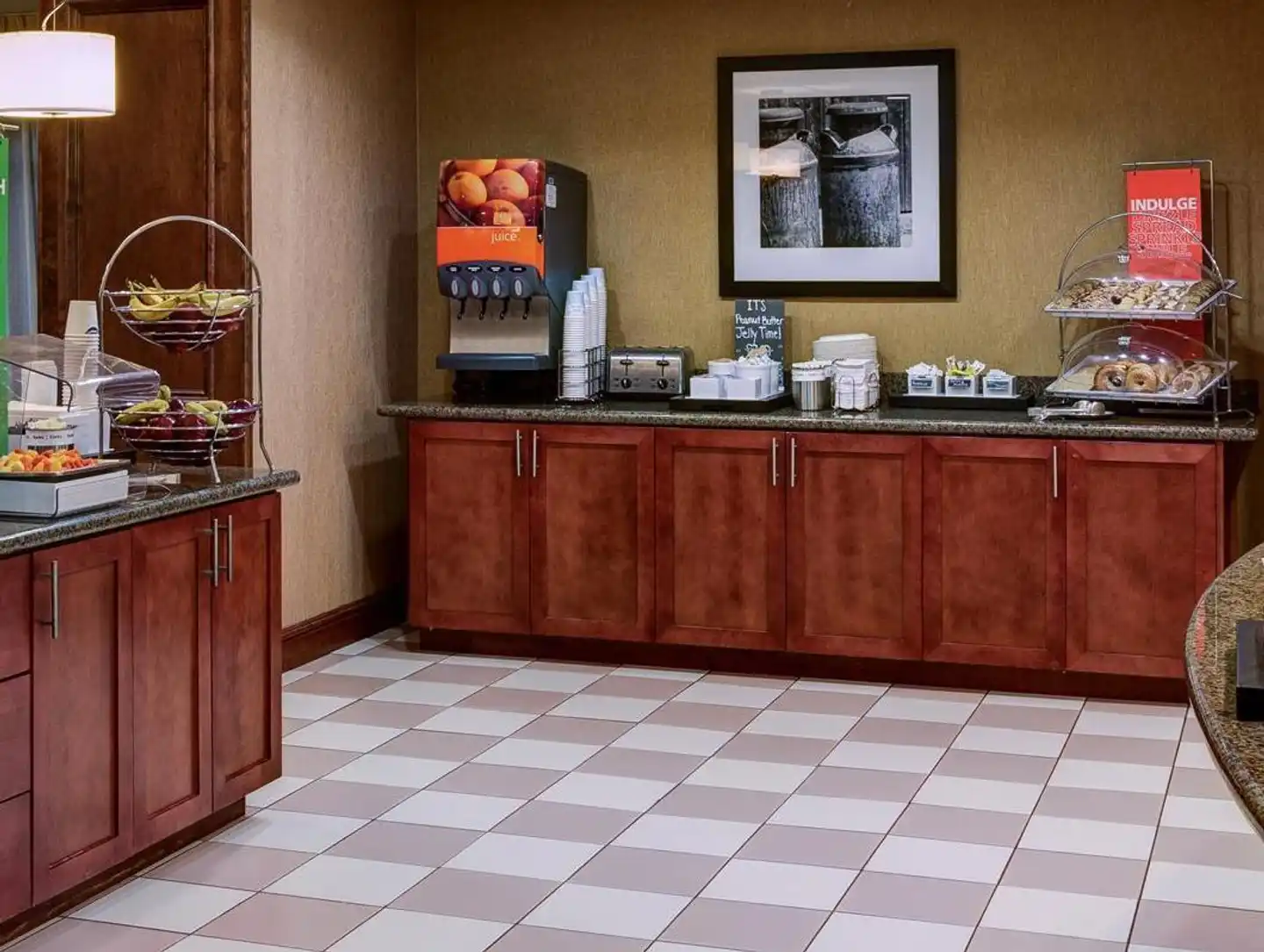 Hampton Inn Pendleton Lobby