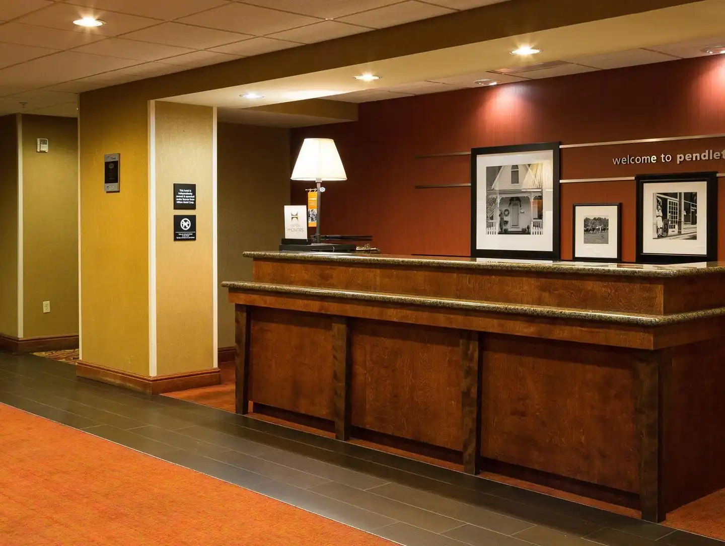 Hampton Inn Pendleton Lobby