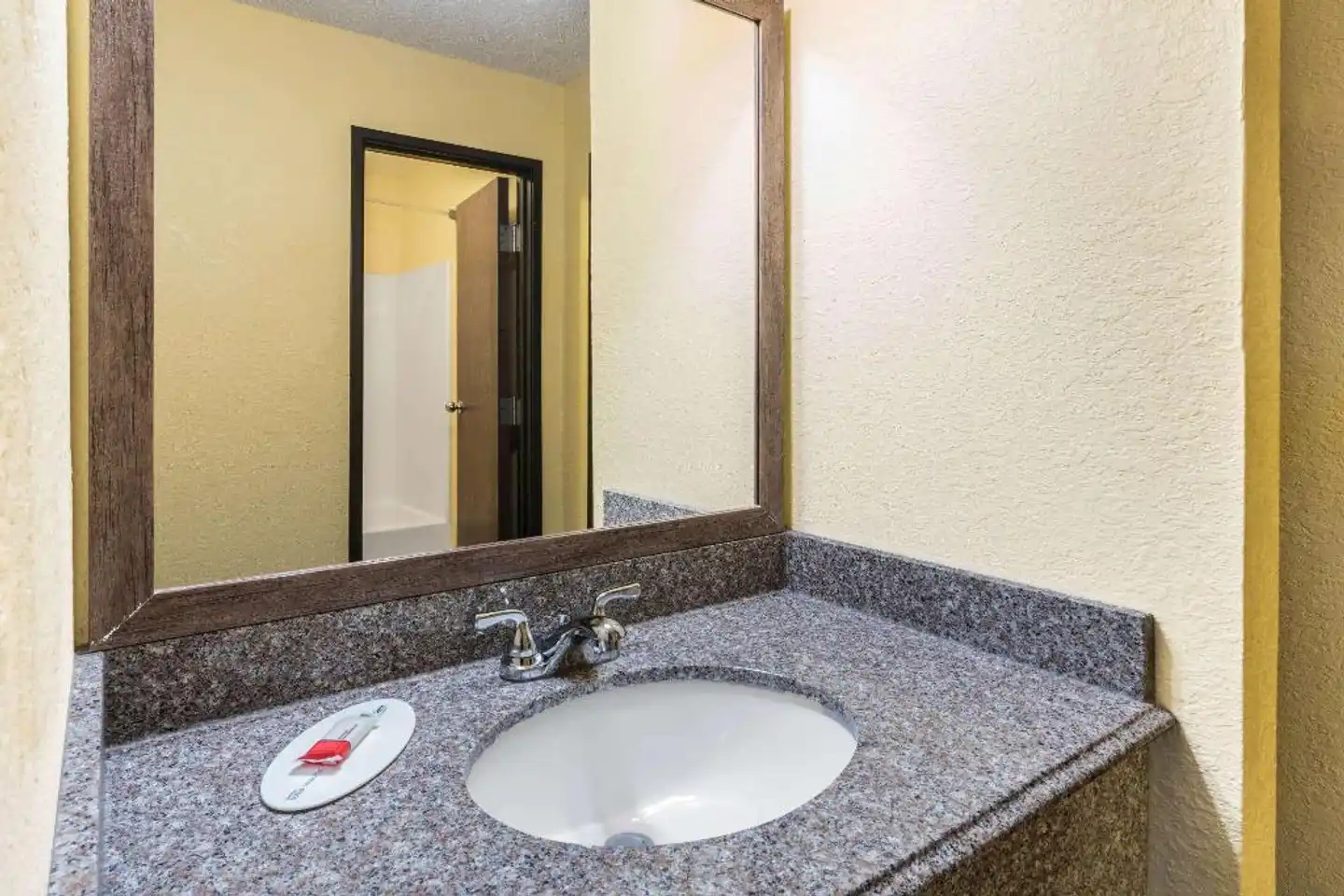 Days Inn by Wyndham Tucumcari Badezimmer
