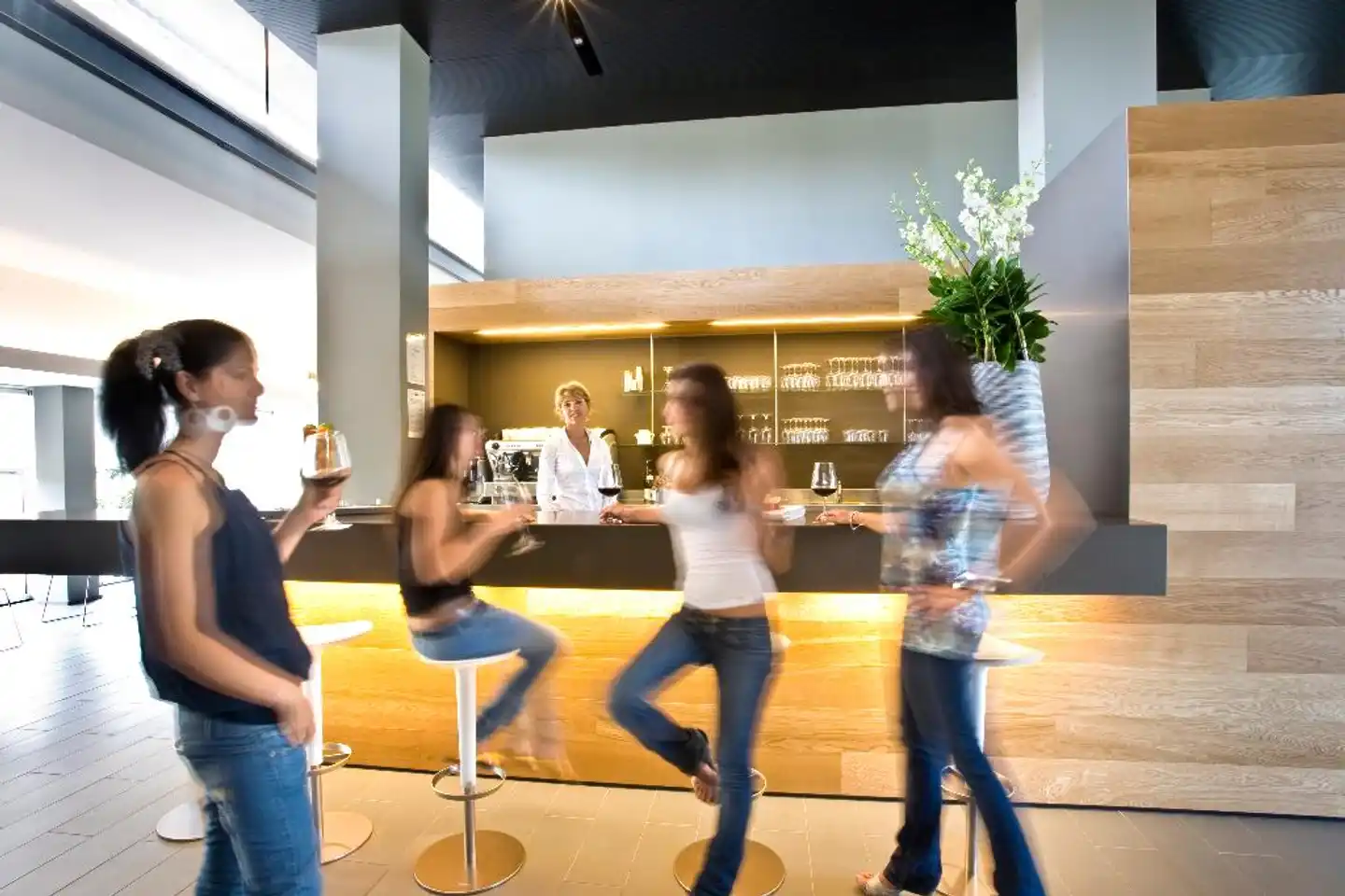Mod 05 Living Hotel Bar