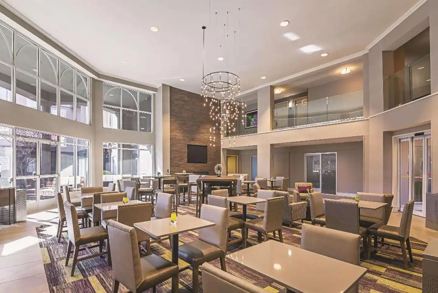 La Quinta Inn & Suites by Wyndham Austin Near The Domain Lobby