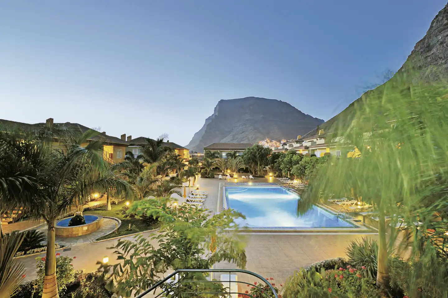 Residencial El Llano Pool