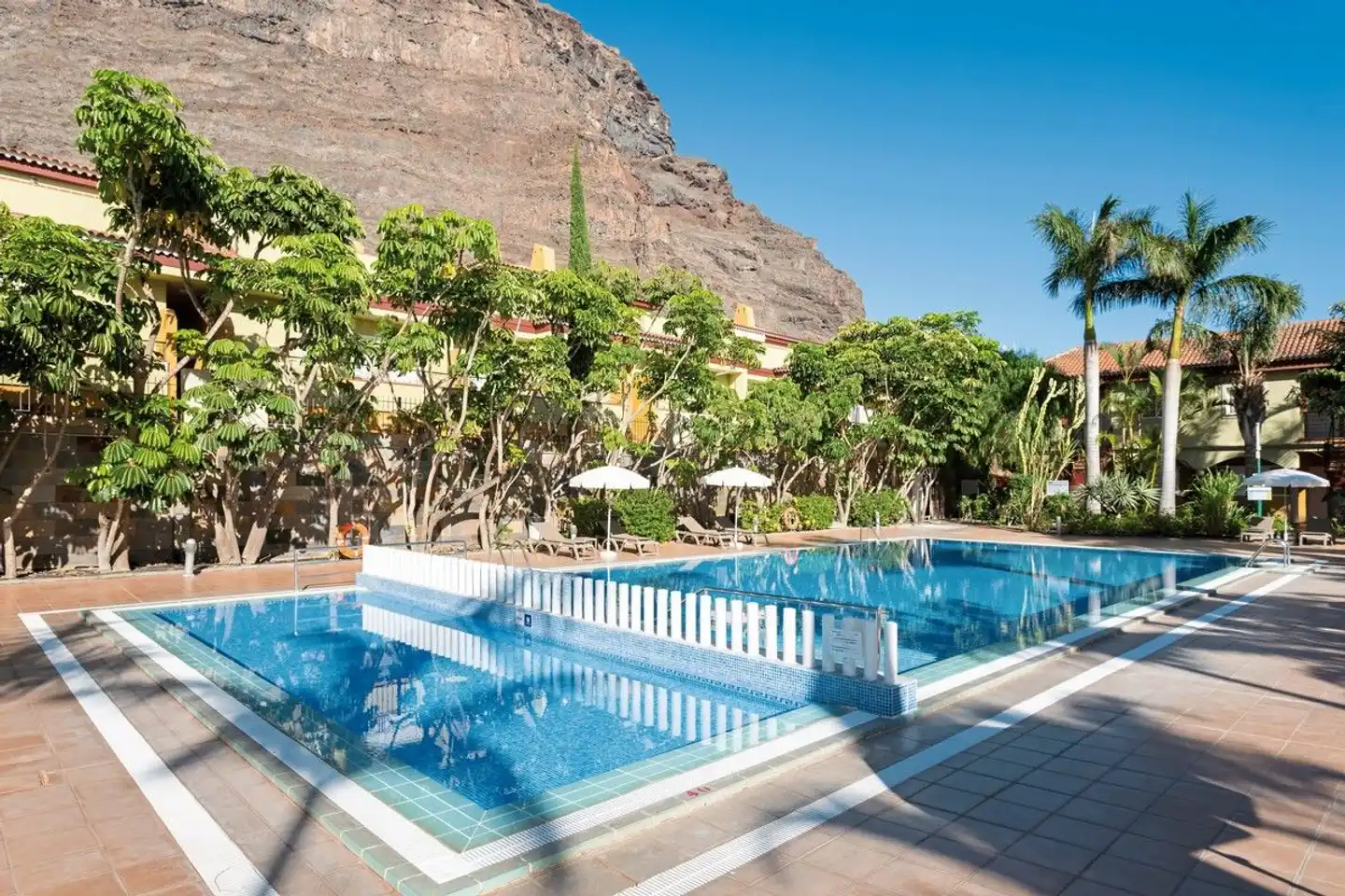 Residencial El Llano Pool