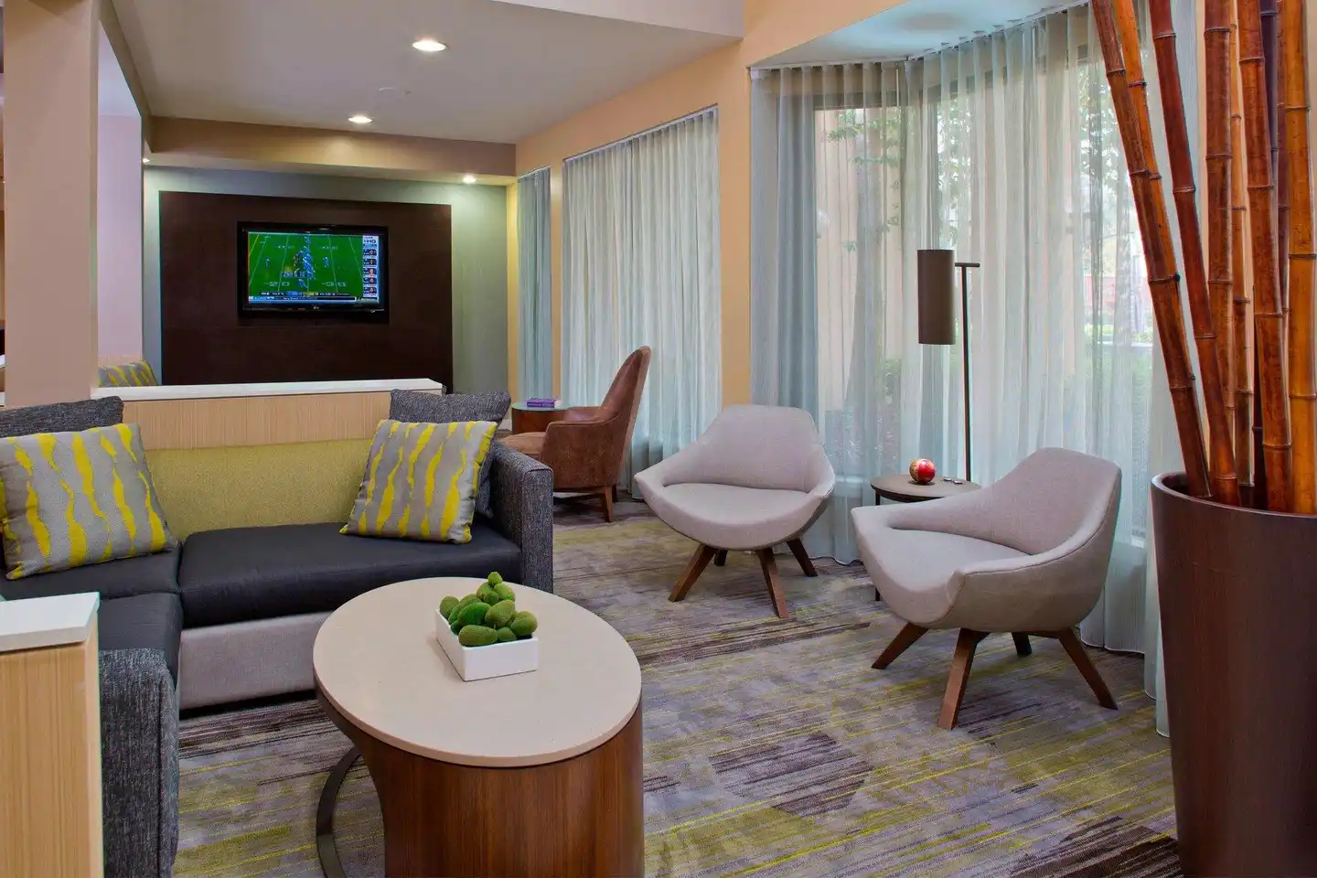 Courtyard by Marriott Orlando International Drive/Convention Center Lobby