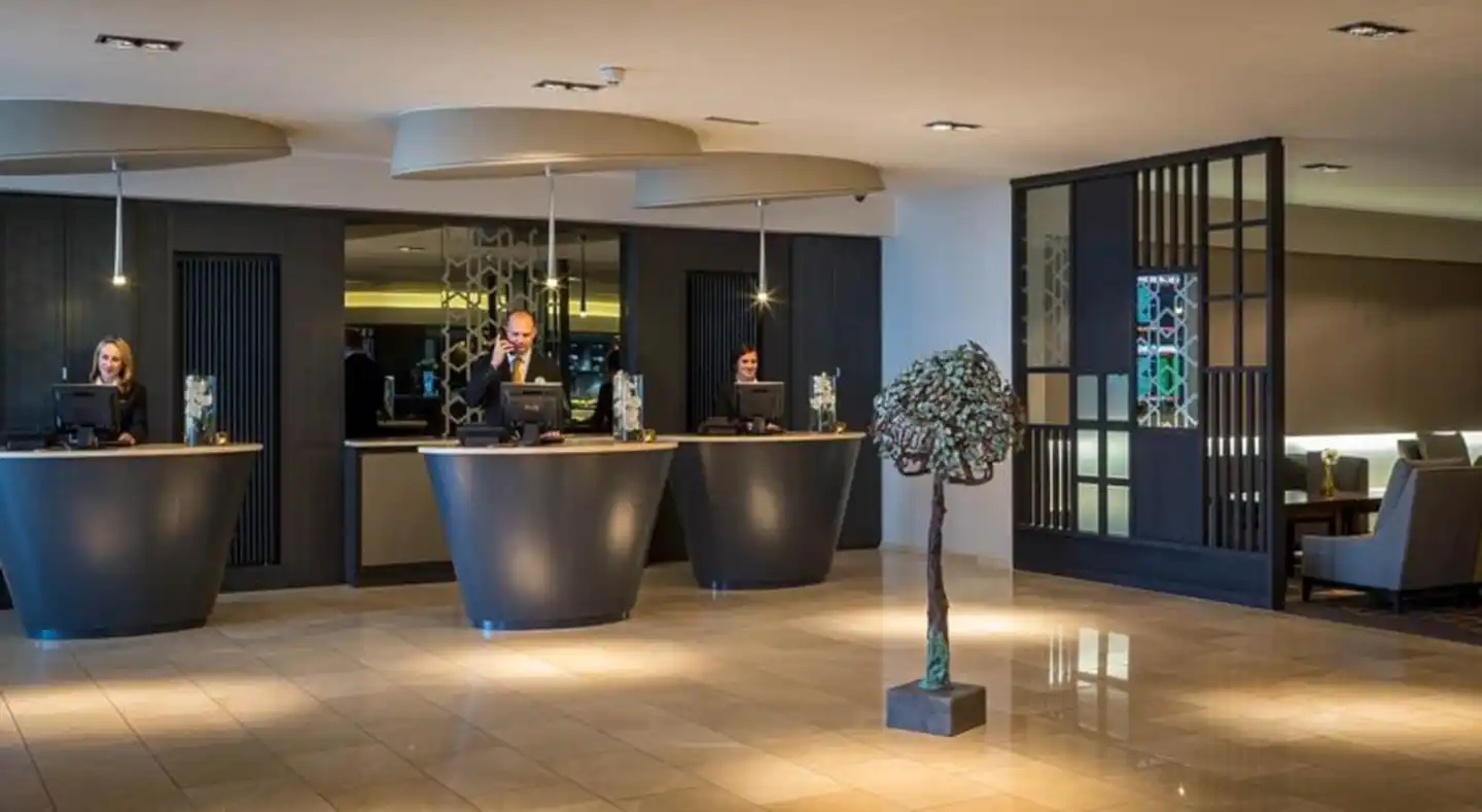 Maldron Hotel Dublin Airport Lobby