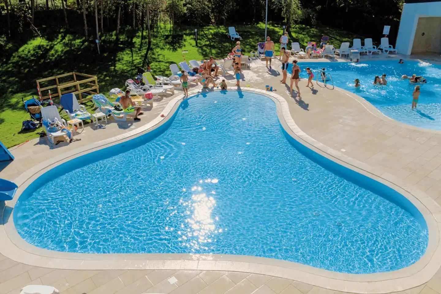 Adria Pool