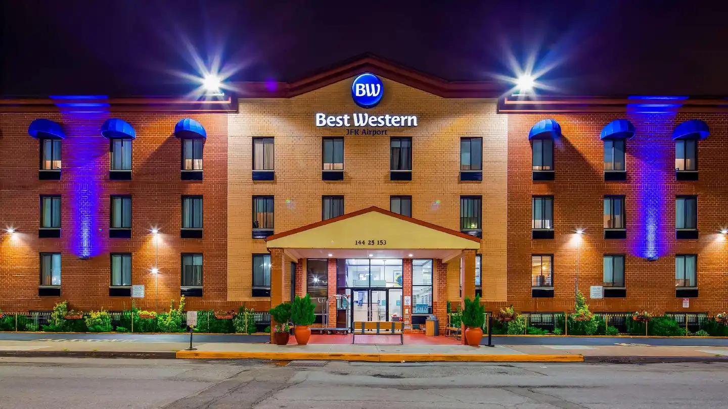 Best Western JFK Airport Aussenansicht