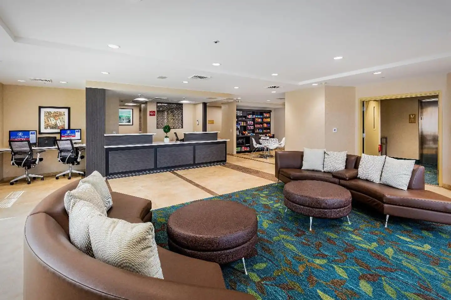 Candlewood Suites Anaheim - Resort Area Lobby