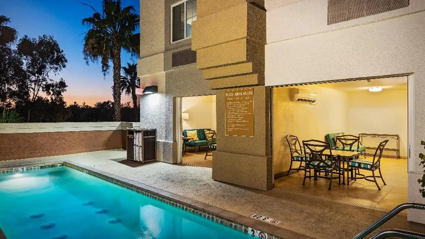 Candlewood Suites Anaheim - Resort Area Pool