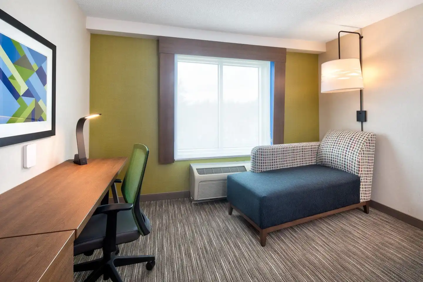 Holiday Inn Express & Suites Halifax Airport Wohnbeispiel