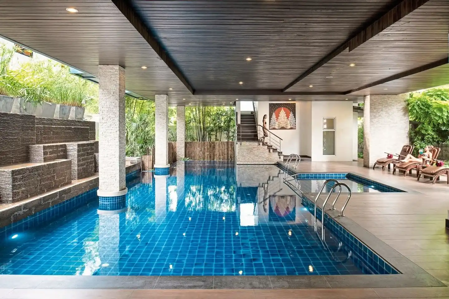 Nora Chaweng Hotel Hallenbad